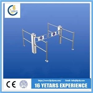Bài đăng hàng rào xếp hàng đám đông bằng thép không gỉ với dây đai có thể điều chỉnh