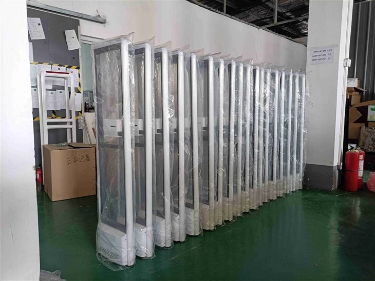 Hệ thống đếm lưu lượng hành khách bằng nhôm Meterial AM Hệ thống chống trộm -